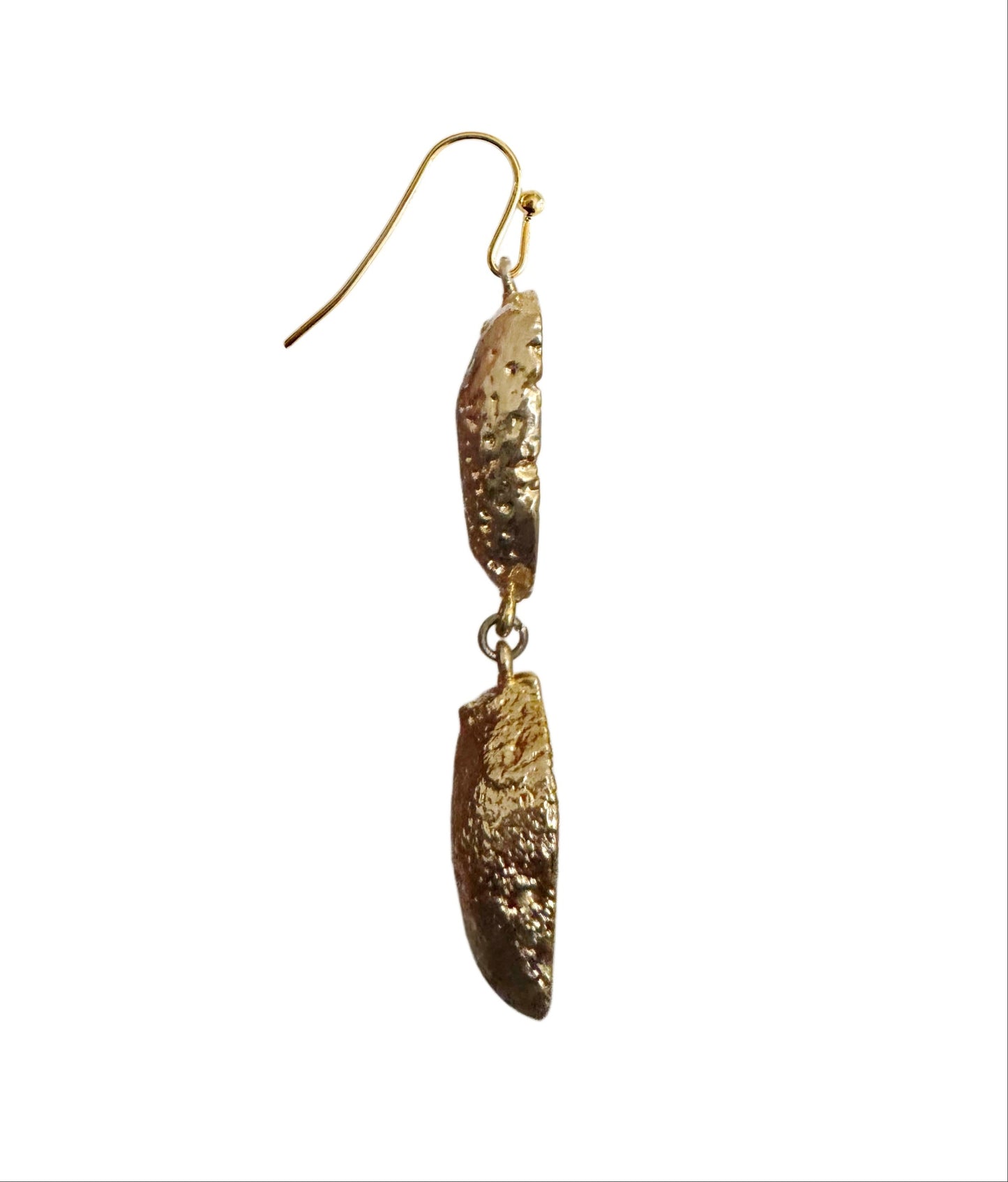 Statement geode drop earrings, gold-plated, fuchsia and white.