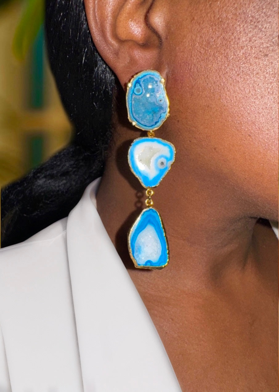 Three-drop geode statement earrings, gold-plated, blue.