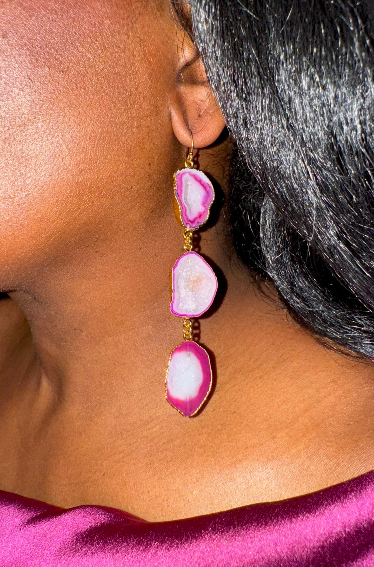 Triple geode drop earrings, gold-plated, berry-red.